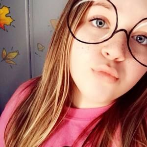 Meet your Posher, Karlee